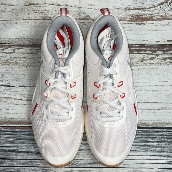 Nike Men’s Renew Retaliation 3 White/Lt Smoke Grey -Summit White Size 10 - Picture 2 of 9